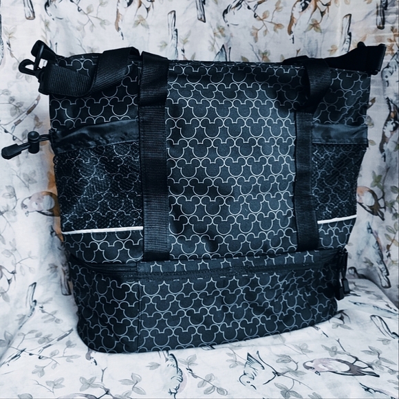 Disney Waterproof Graphic Cooler Tote Thermal Cold Insulated Family Picnic Bag - Picture 5 of 7